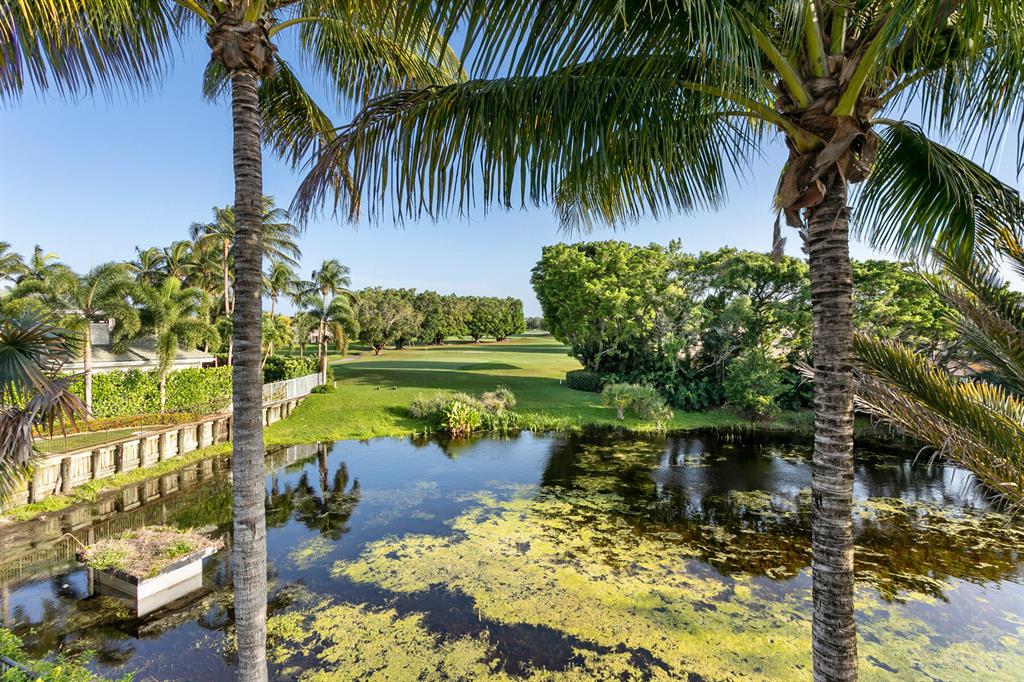 Jonathans Landing - Residential