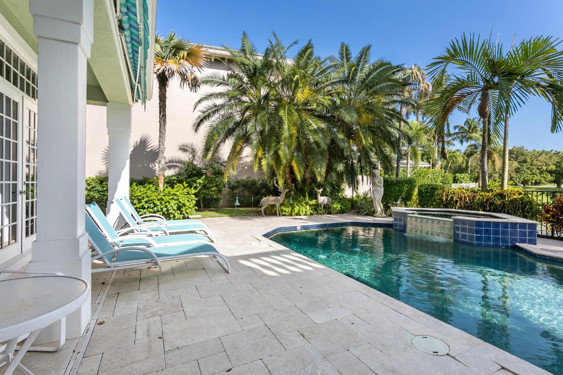 Jonathans Landing - Residential