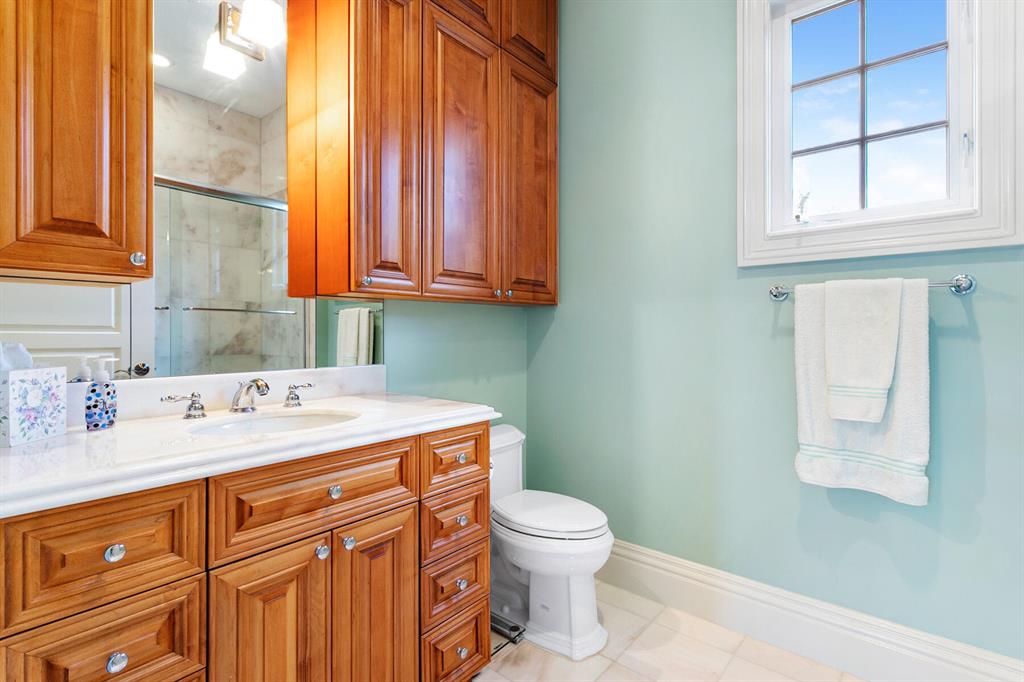 Jonathans Landing - Residential