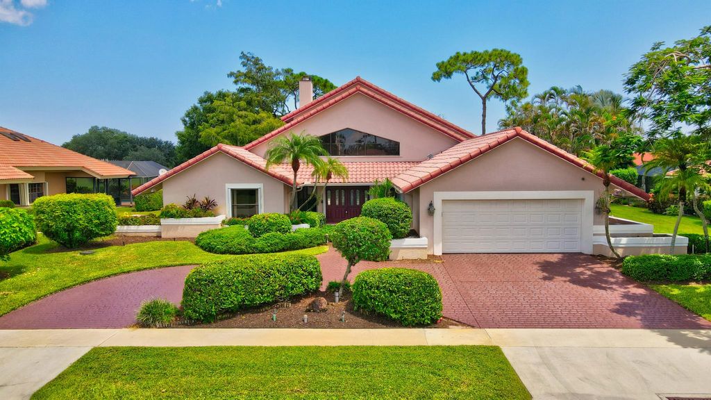 Photo of 21878 Old Bridge Trail, Boca Raton, FL 33428 (MLS # R10917971)