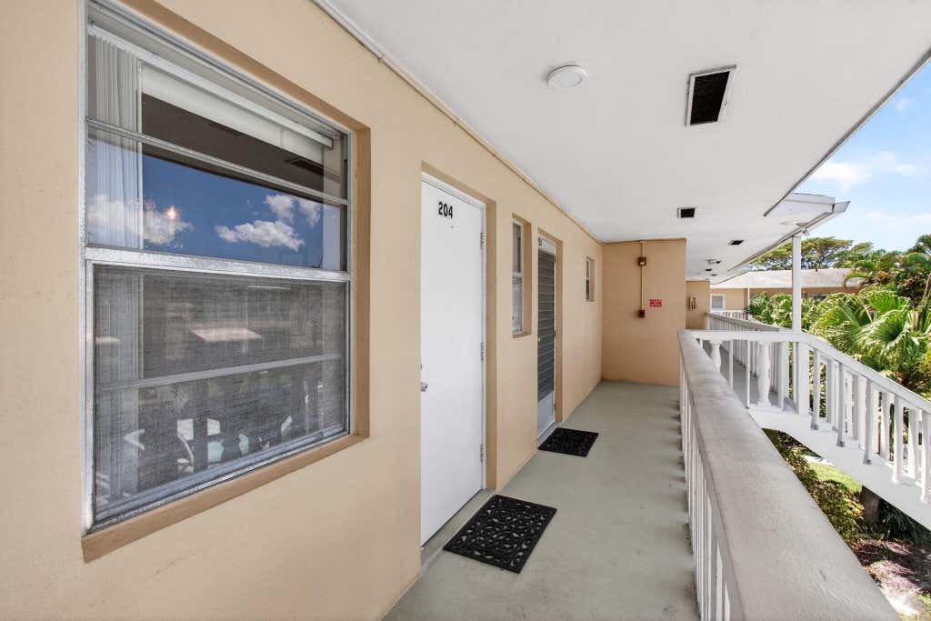 Photo of 2101 NE 1st Court #204, Boynton Beach, FL 33435 (MLS # B26064242)
