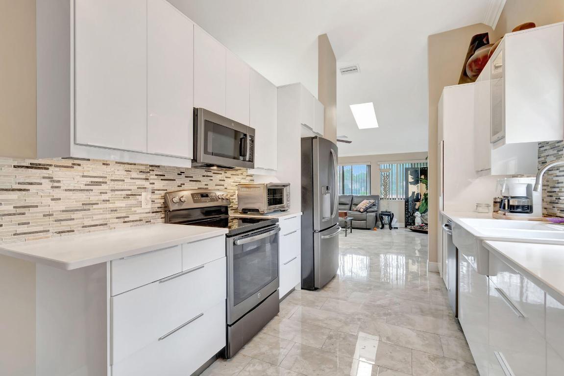 BOCA WOODS COUNTRY CLUB PH 1 - Residential