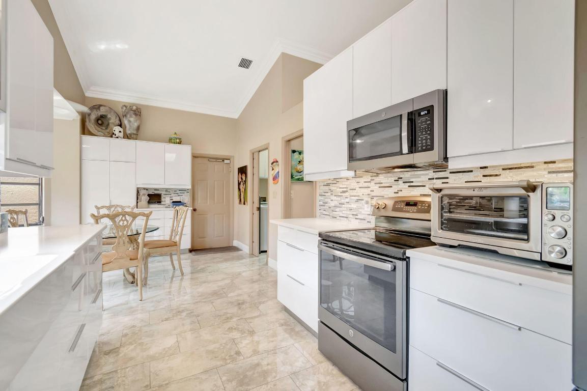 BOCA WOODS COUNTRY CLUB PH 1 - Residential