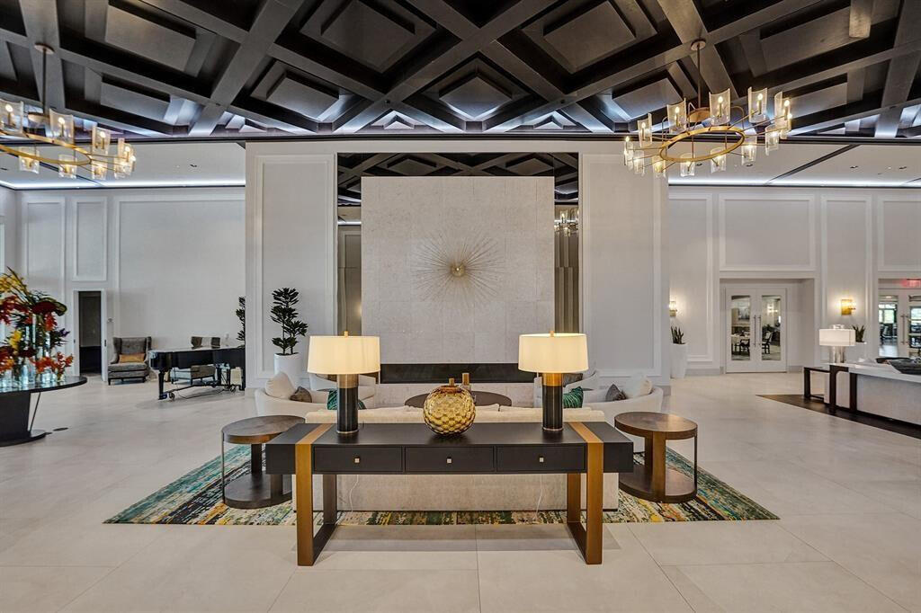 BOCA WOODS COUNTRY CLUB PH 1 - Residential