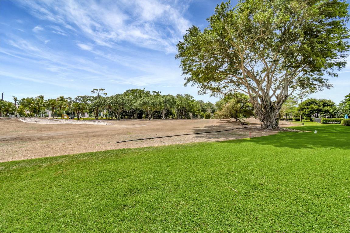 BOCA WOODS COUNTRY CLUB PH 1 - Residential