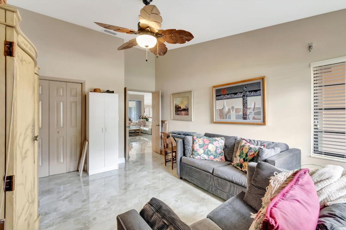 BOCA WOODS COUNTRY CLUB PH 1 - Residential