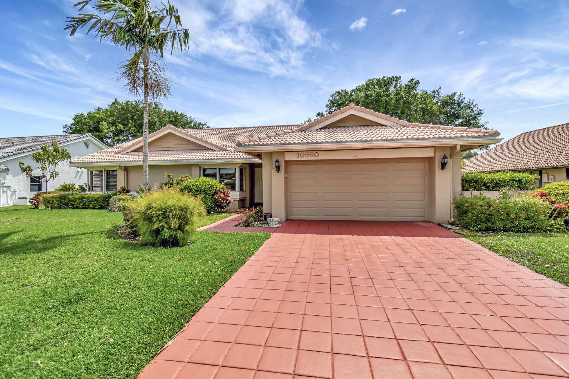 BOCA WOODS COUNTRY CLUB PH 1 - Residential