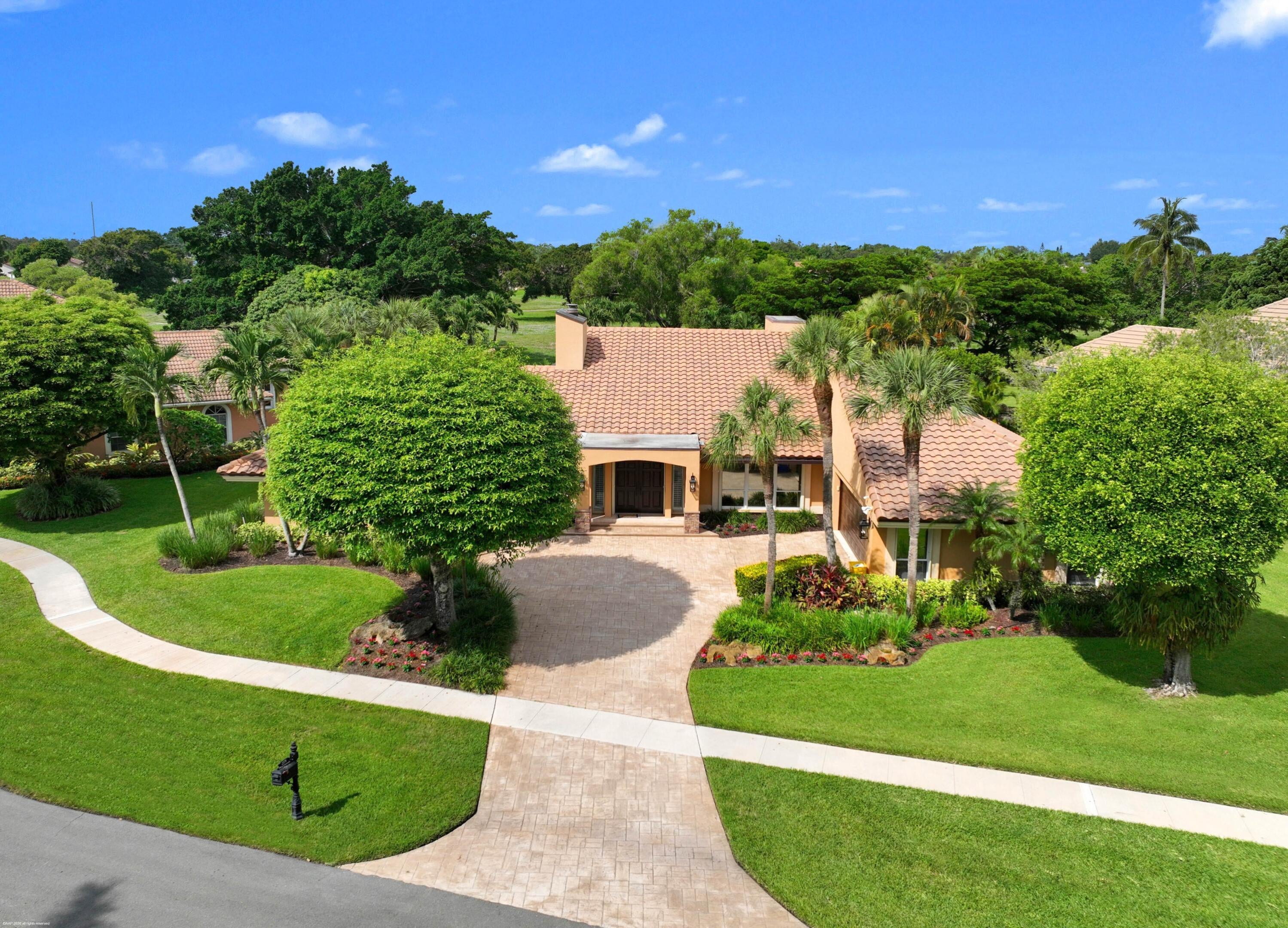 2379 Newbury Court