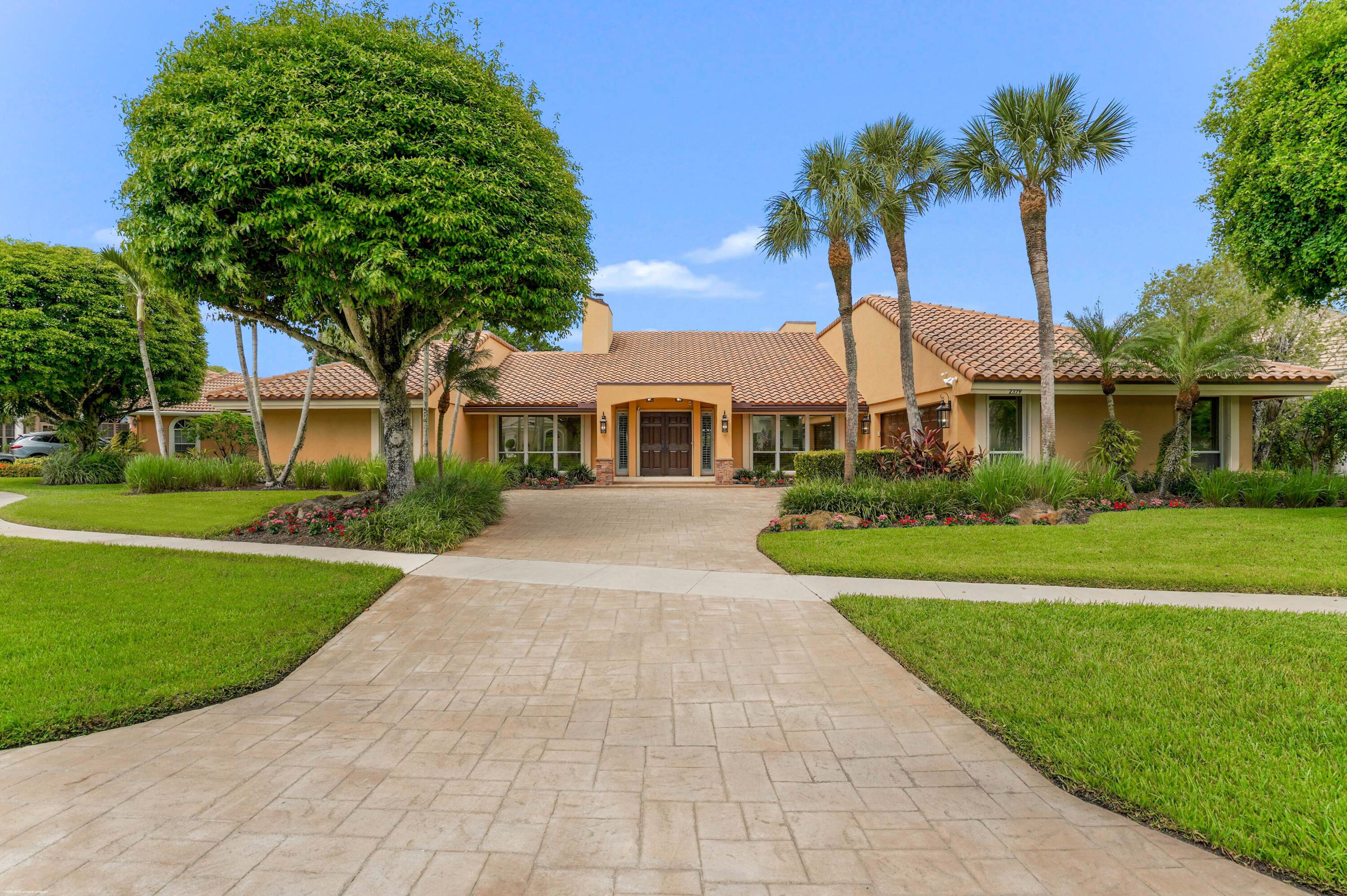 2379 Newbury Court
