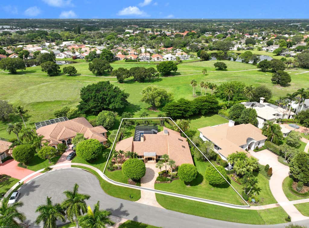 Photo of 2379 Newbury Court, Wellington, FL 33414 (MLS # B26067614)