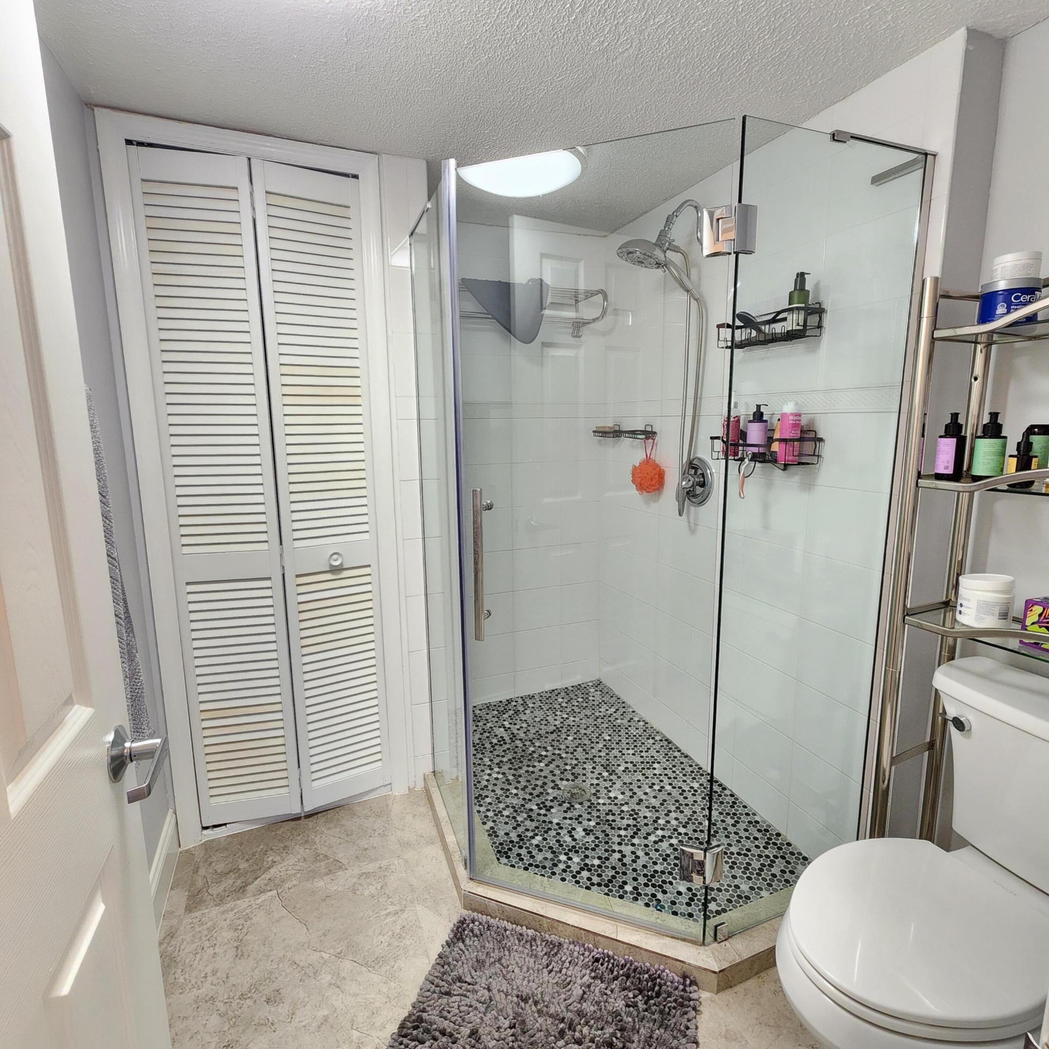 OCEAN HARBOUR NORTH PRIVATE BEACHFRONT AND MARINA - Residential