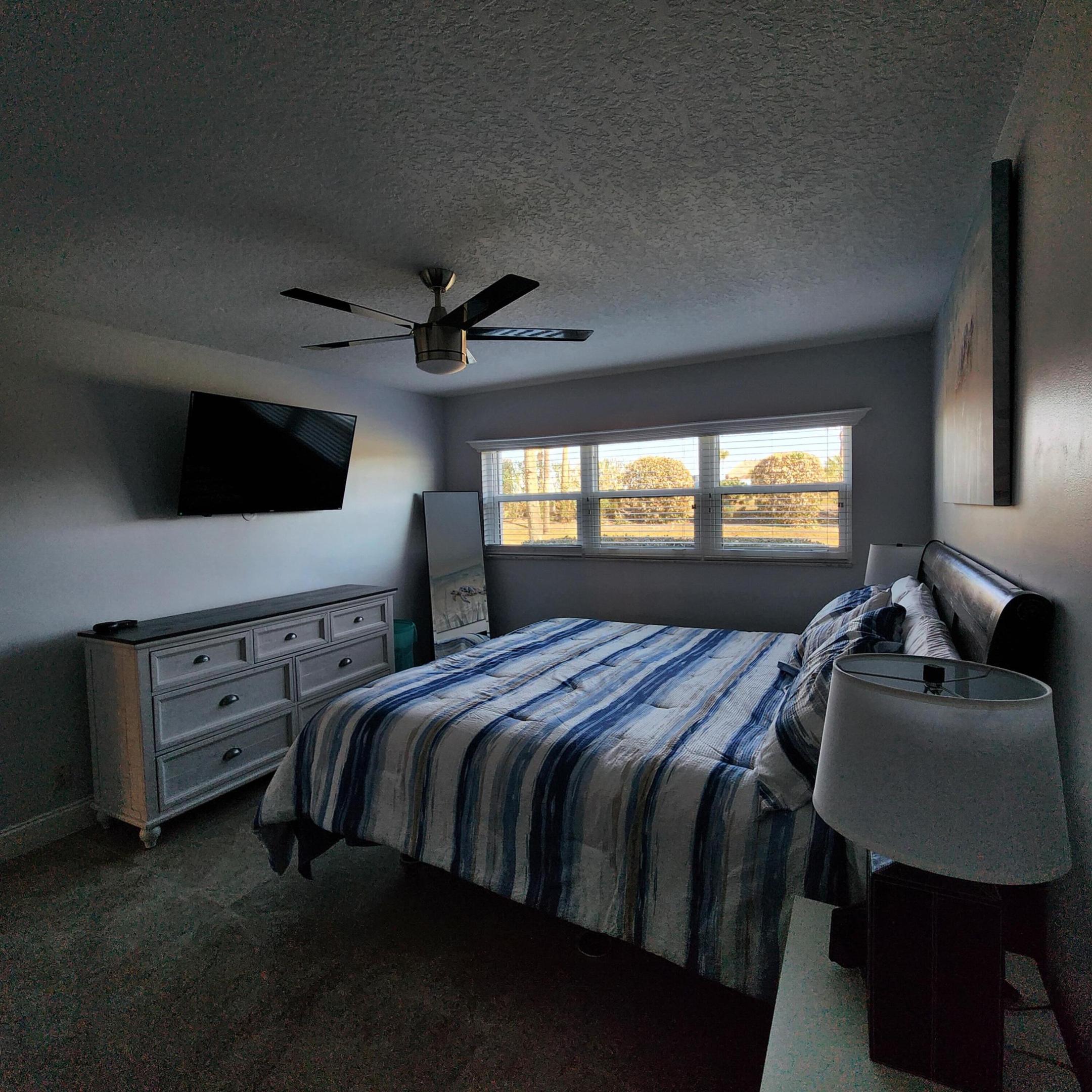 OCEAN HARBOUR NORTH PRIVATE BEACHFRONT AND MARINA - Residential