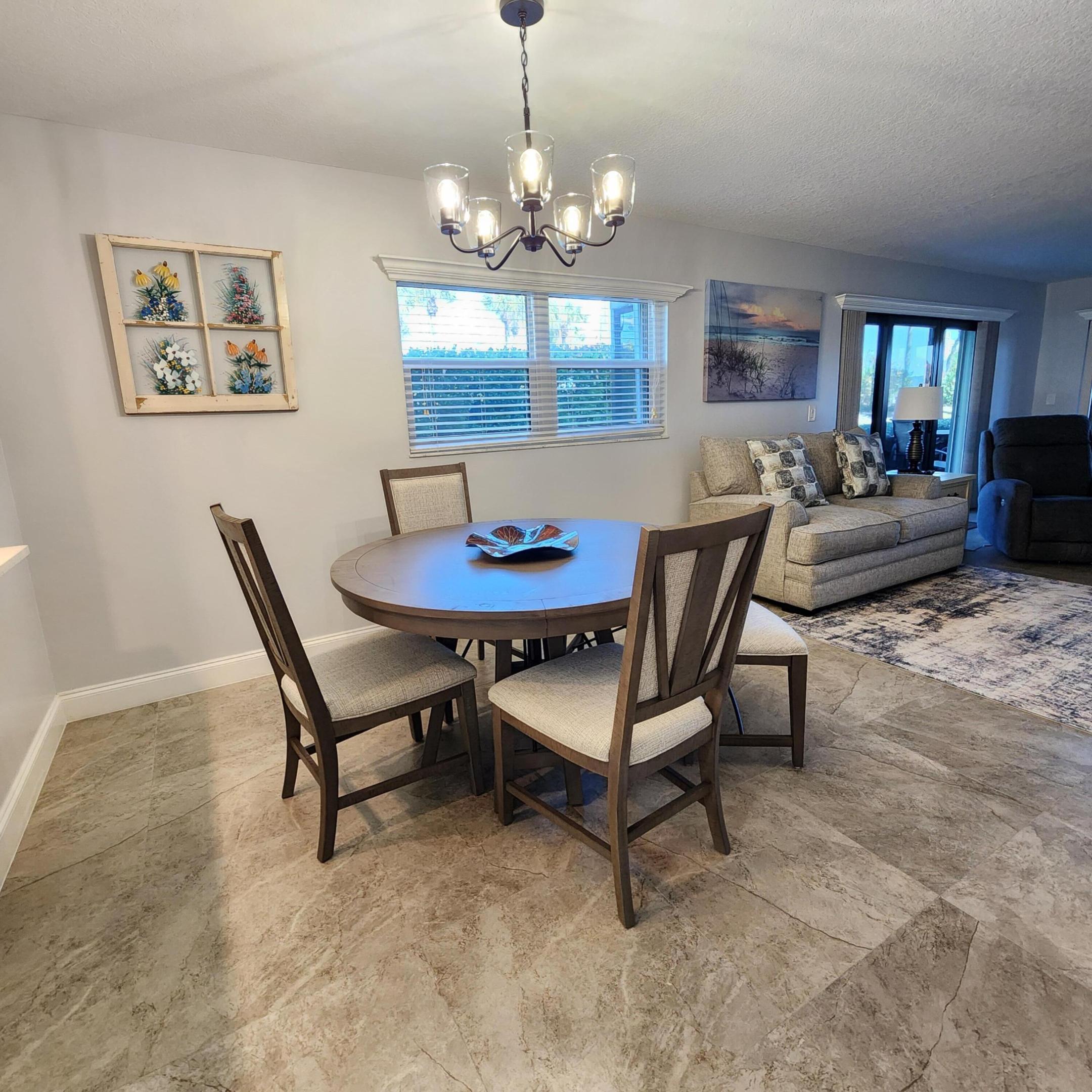 5151 N Highway A1a 111