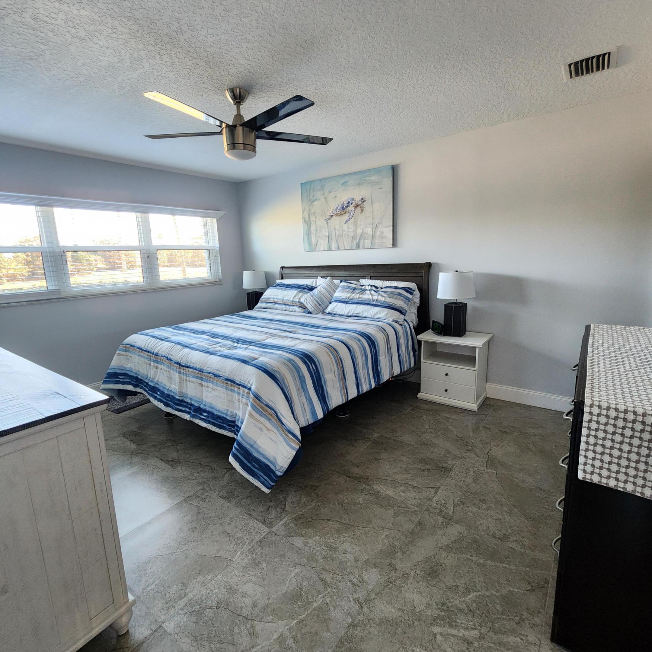 OCEAN HARBOUR NORTH PRIVATE BEACHFRONT AND MARINA - Residential