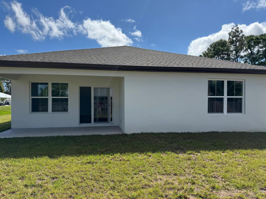 PORT ST LUCIE SECTION 15 - Residential Lease