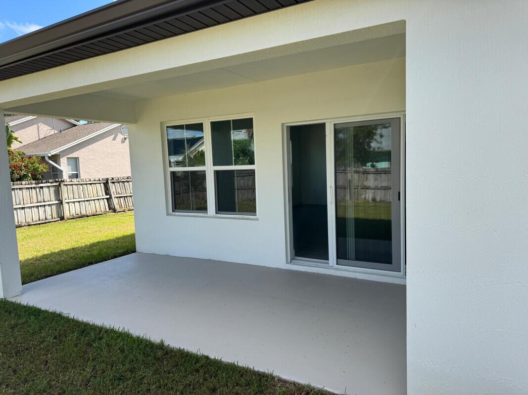 PORT ST LUCIE SECTION 15 - Residential Lease