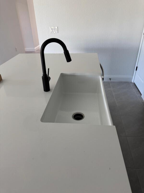 PORT ST LUCIE SECTION 15 - Residential Lease