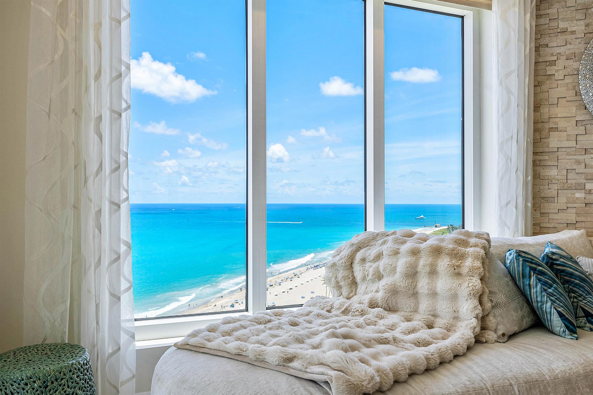 2700 NORTH OCEAN CONDO - Residential