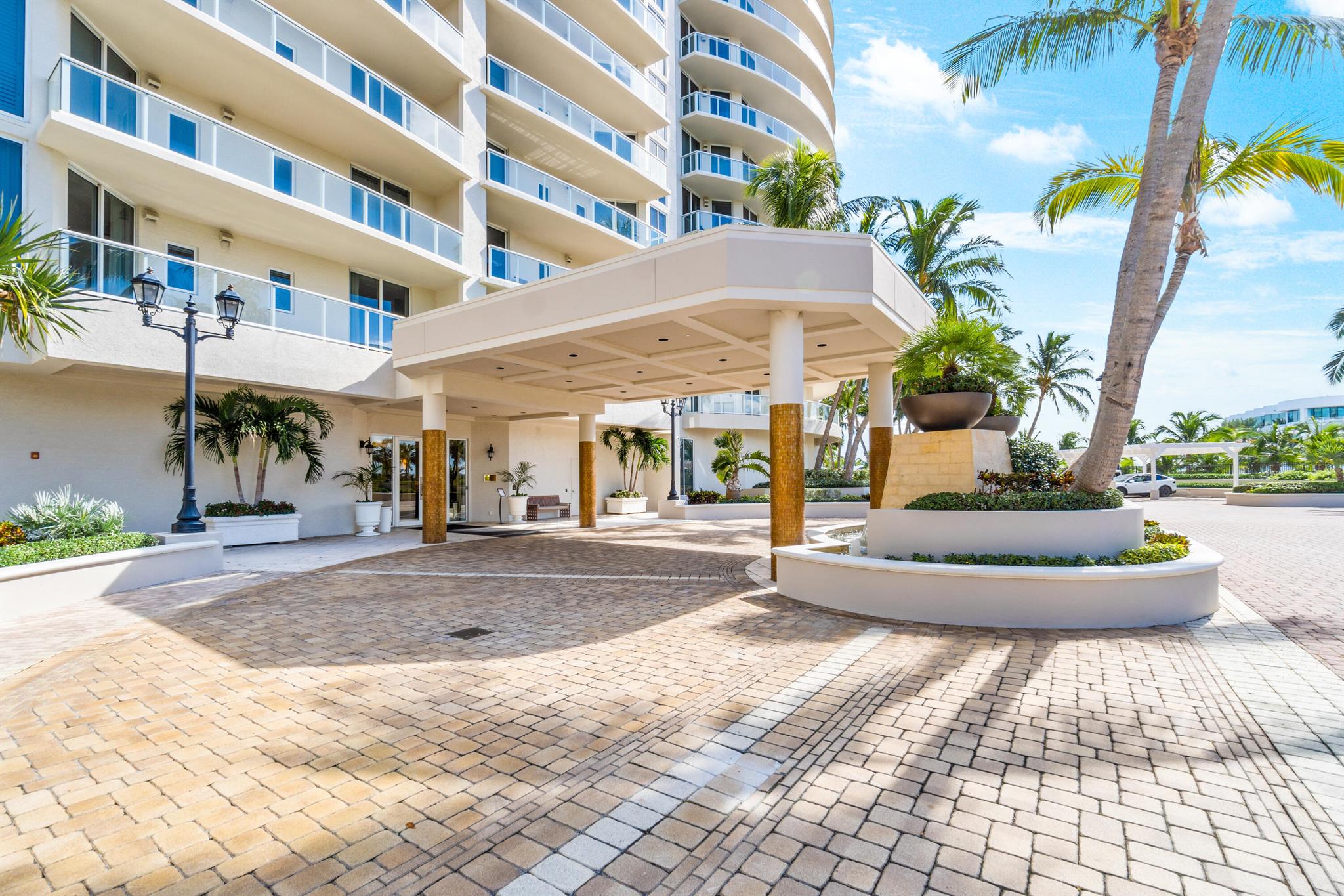 2700 NORTH OCEAN CONDO - Residential