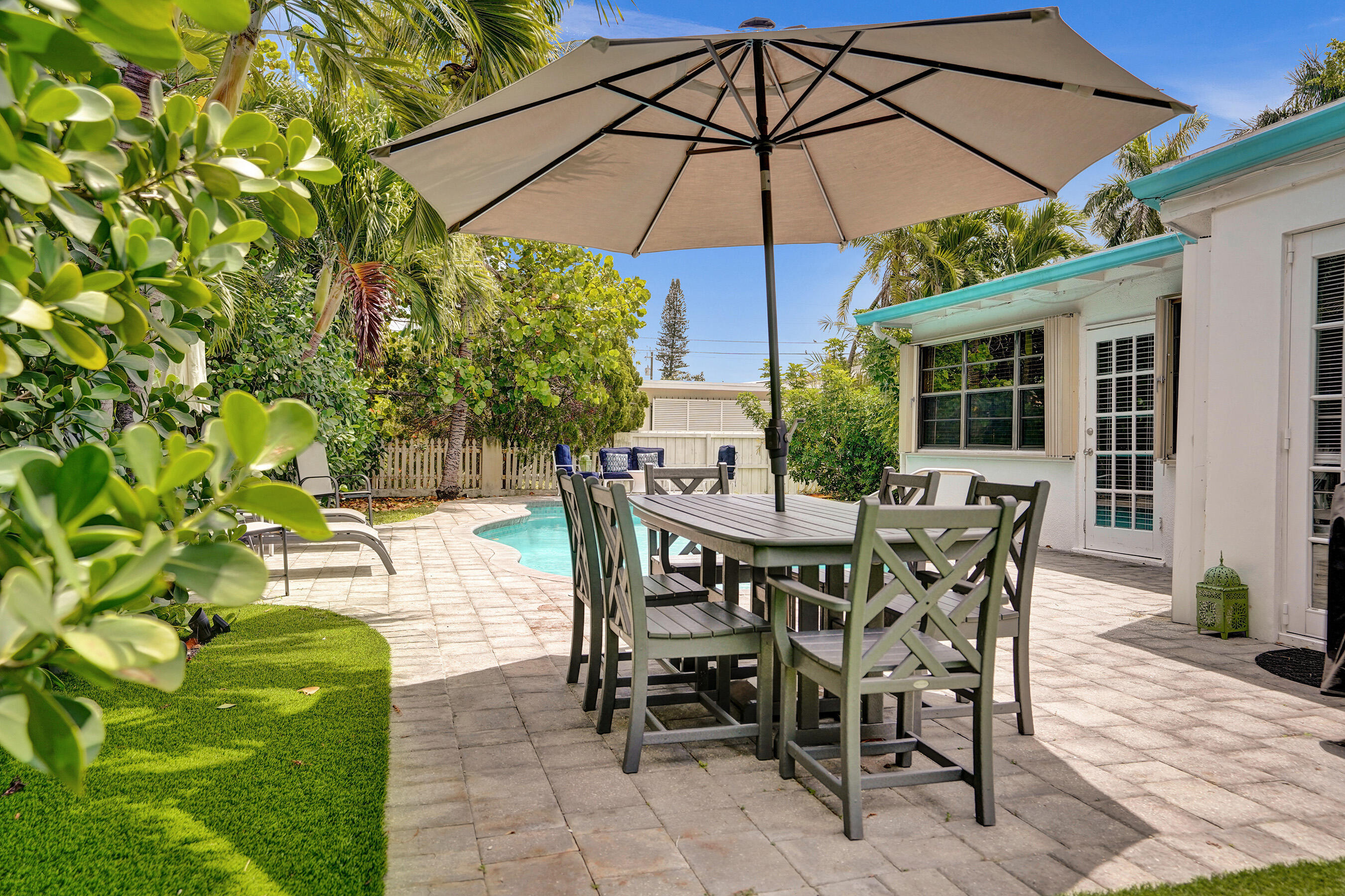NORTHRIDGE - Residential Lease