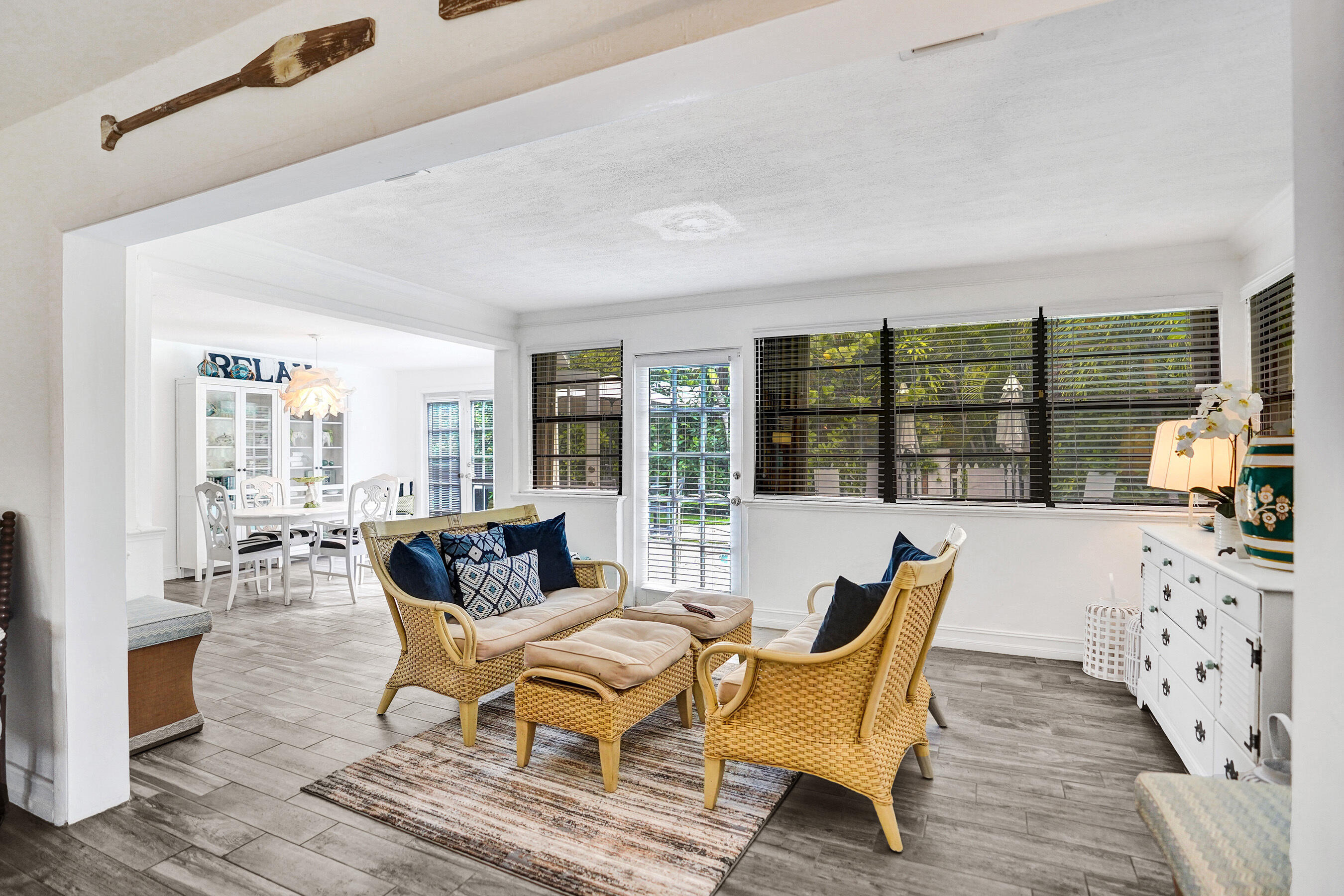 NORTHRIDGE - Residential Lease