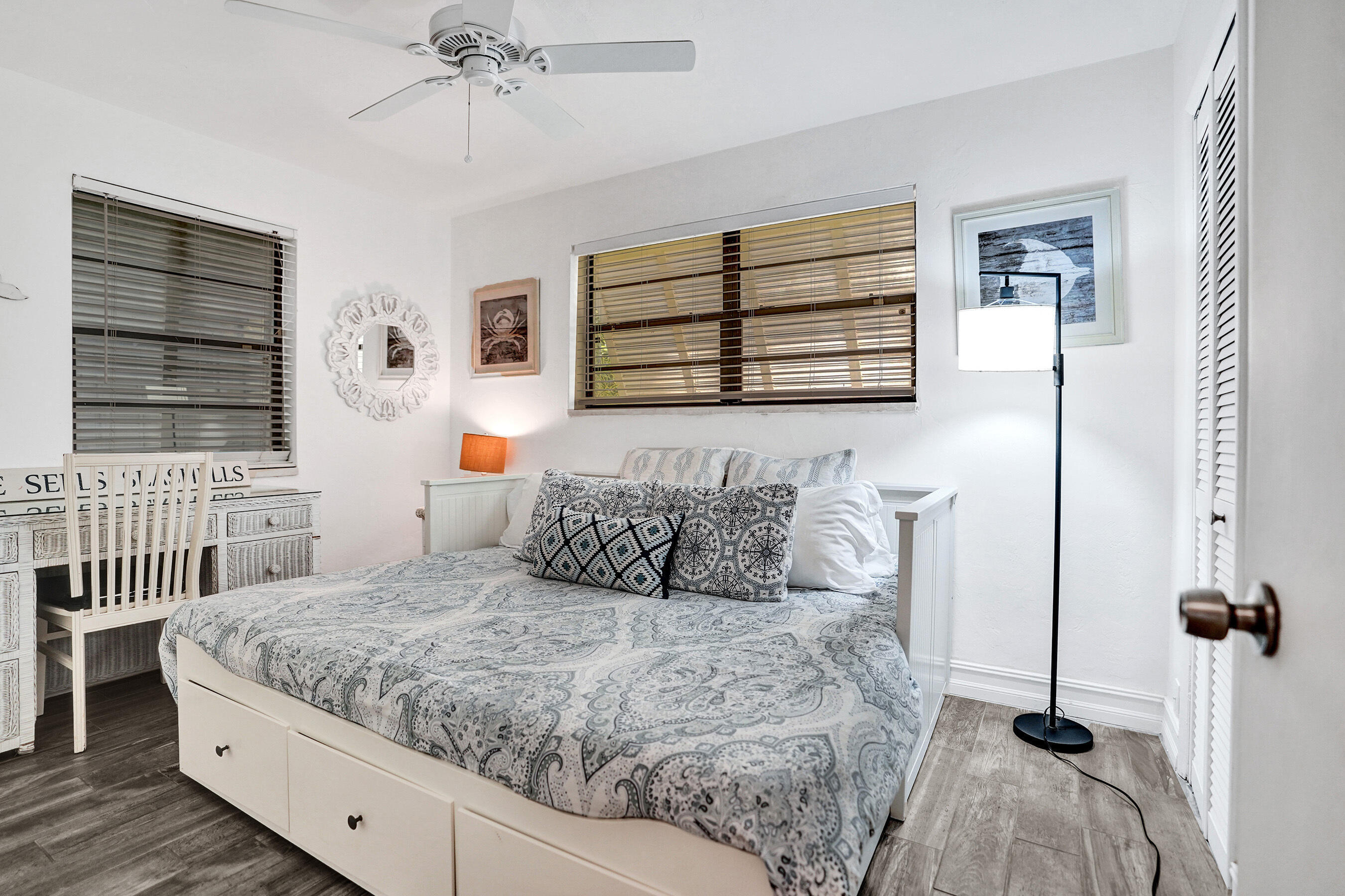 NORTHRIDGE - Residential Lease