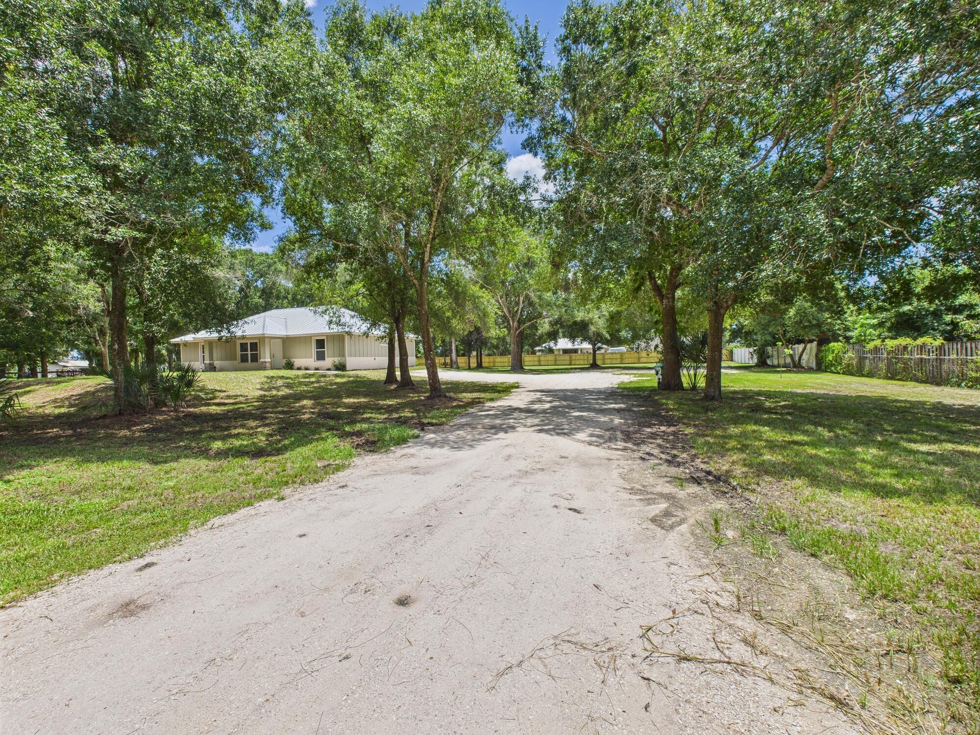 7286 NE 4th Street