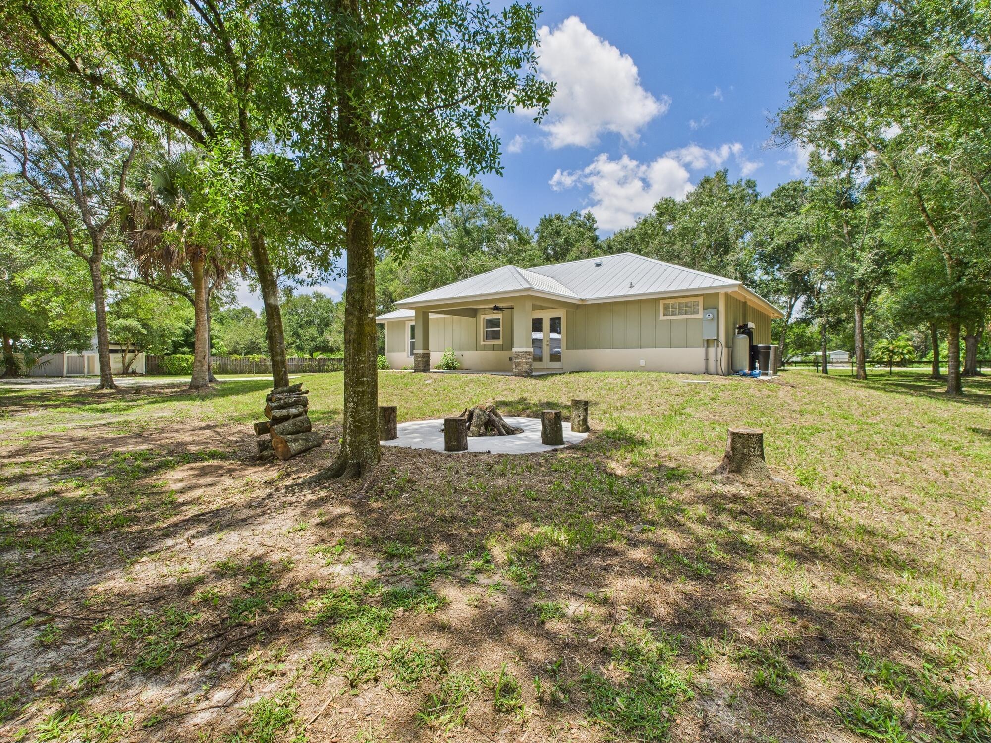 7286 NE 4th Street
