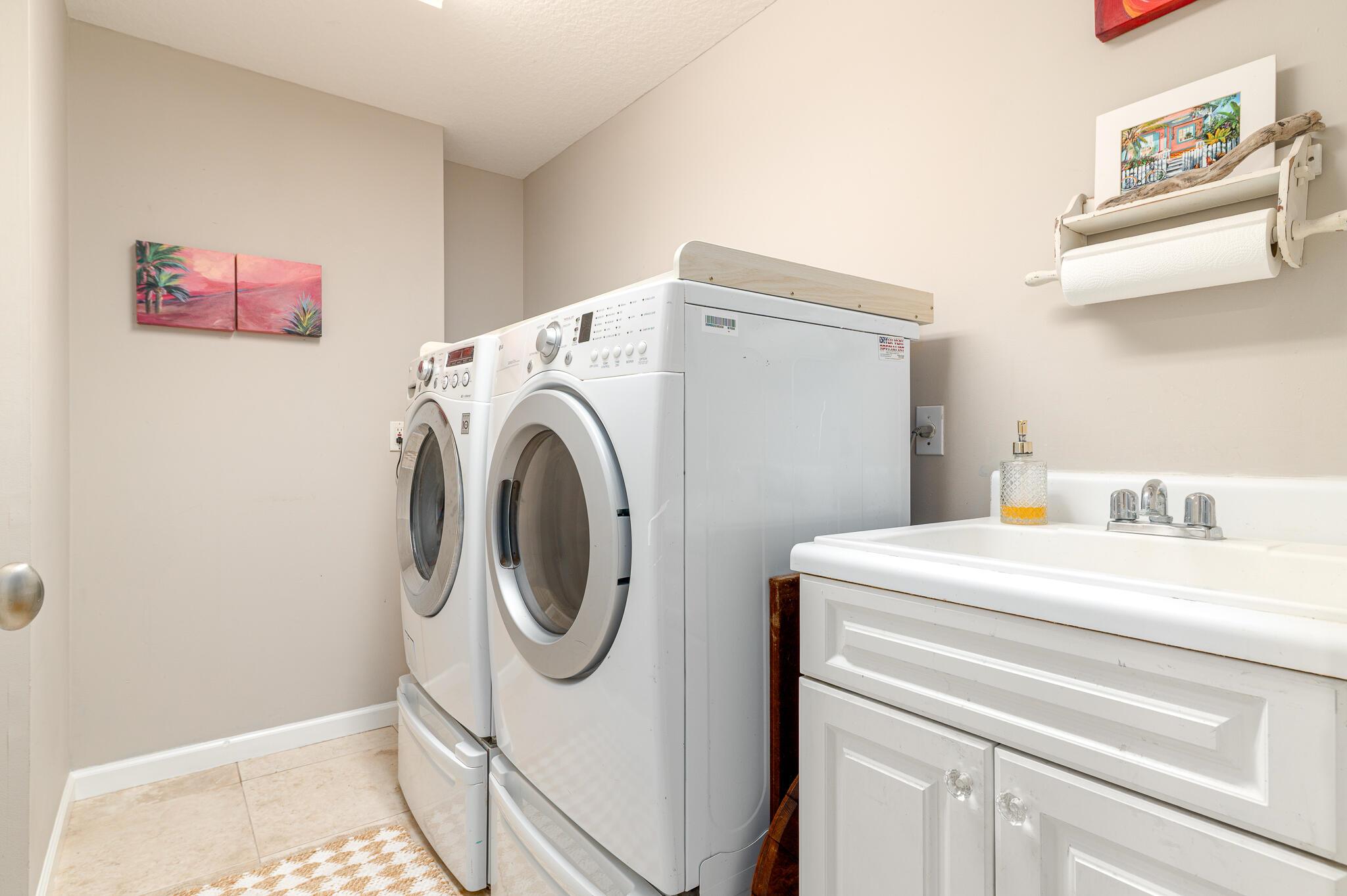 ST LUCIE SHORES - Residential Lease