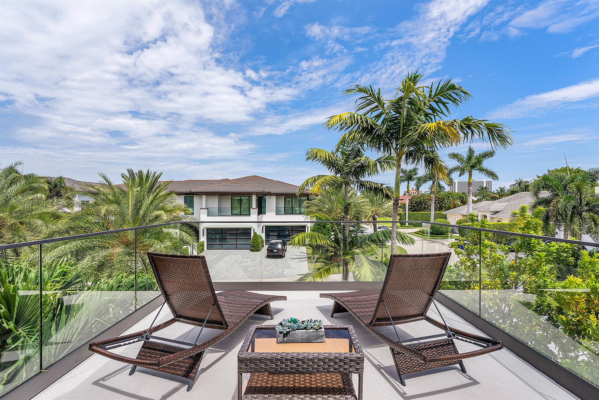 ROYAL PALM YACHT & COUNTR - Residential