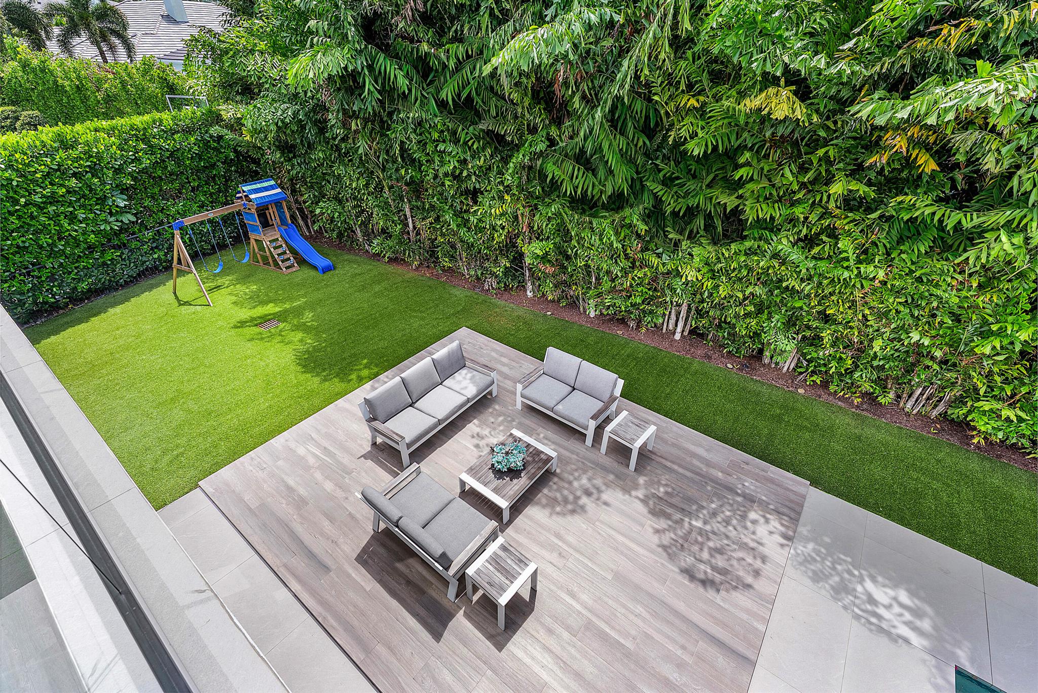 ROYAL PALM YACHT & COUNTR - Residential