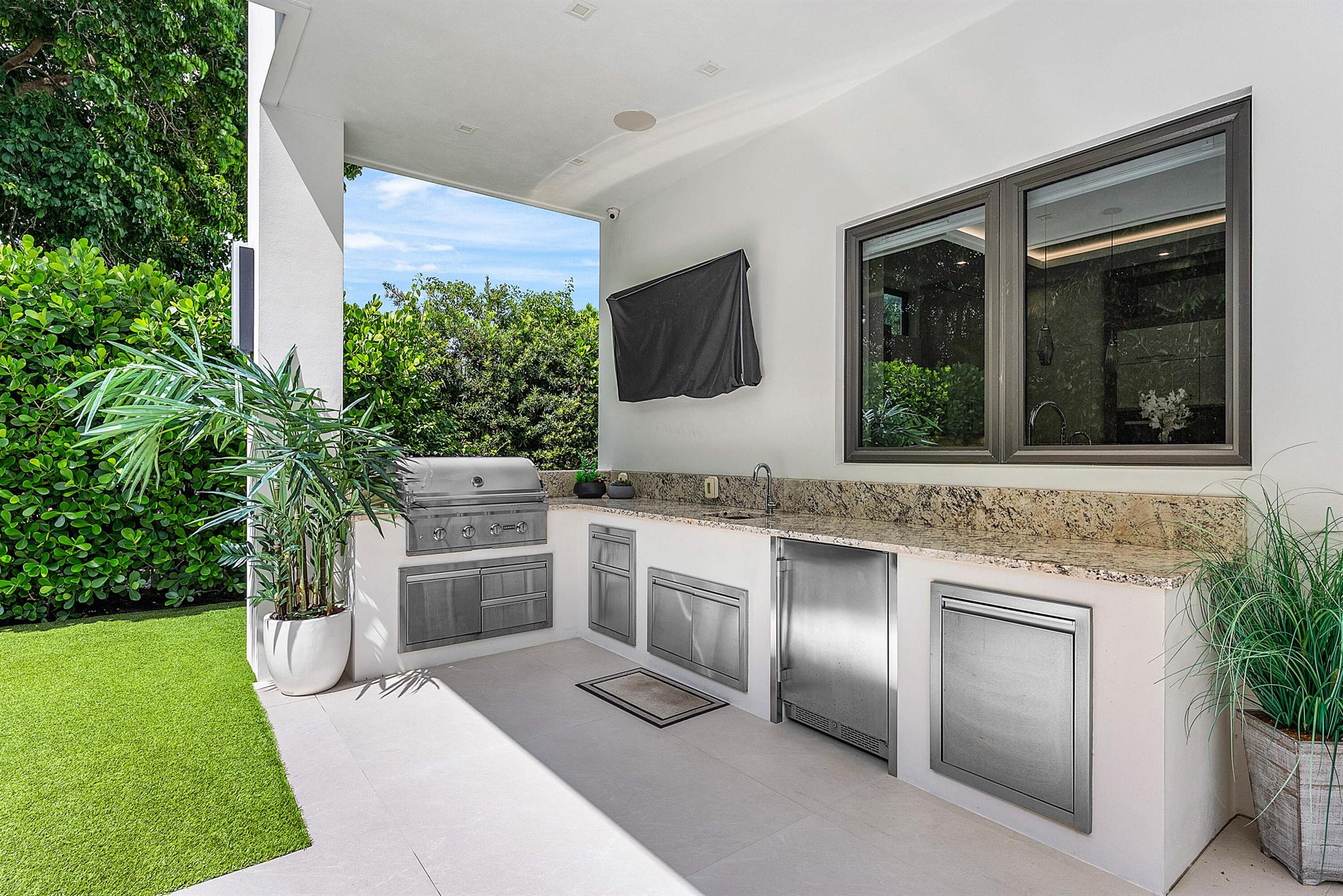 ROYAL PALM YACHT & COUNTR - Residential
