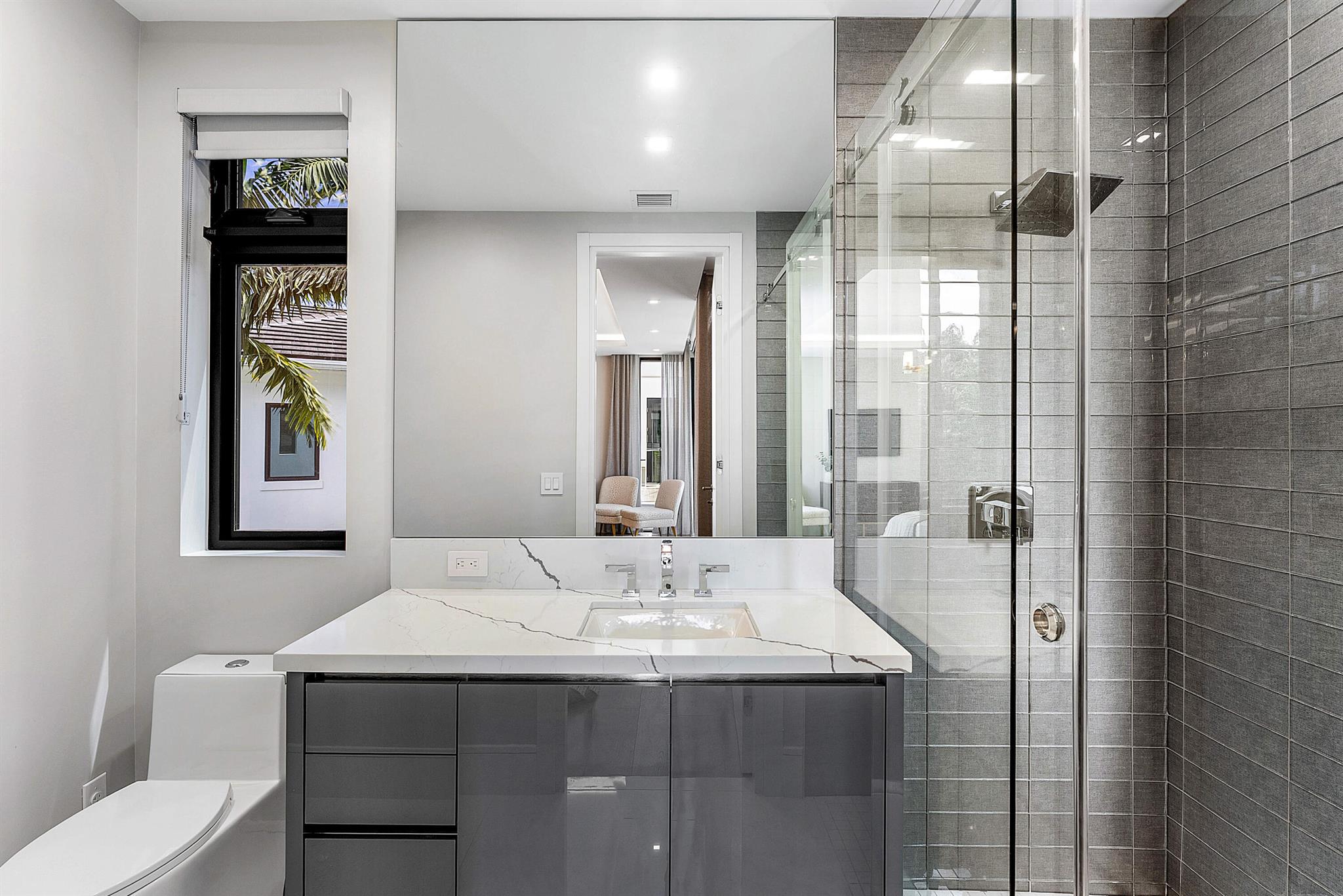 ROYAL PALM YACHT & COUNTR - Residential