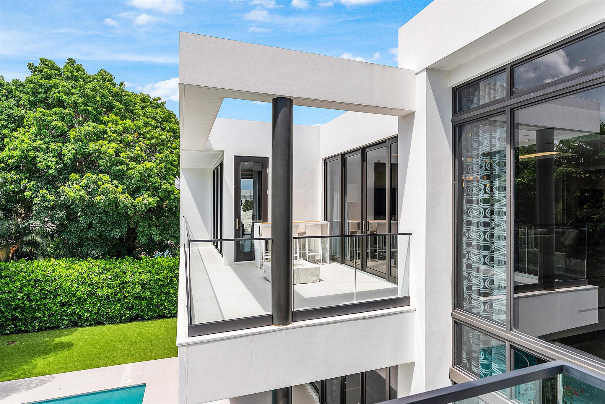 ROYAL PALM YACHT & COUNTR - Residential