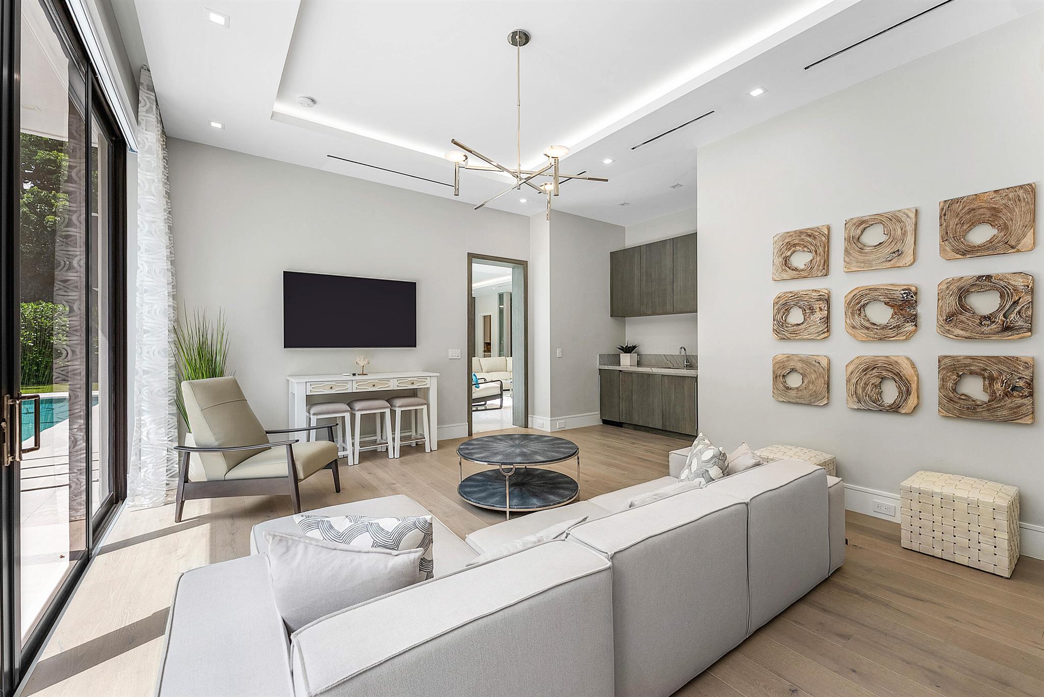 ROYAL PALM YACHT & COUNTR - Residential