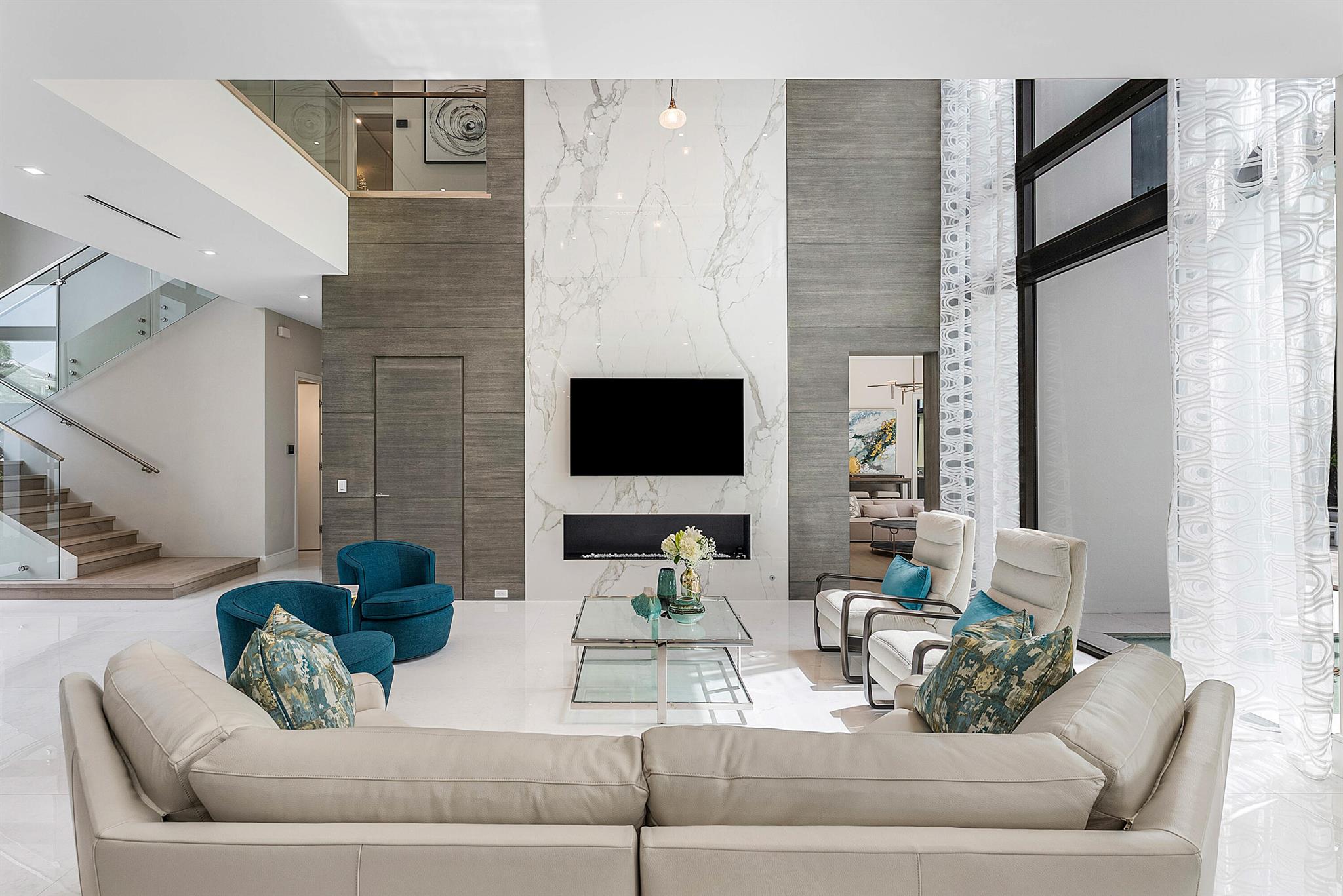 ROYAL PALM YACHT & COUNTR - Residential