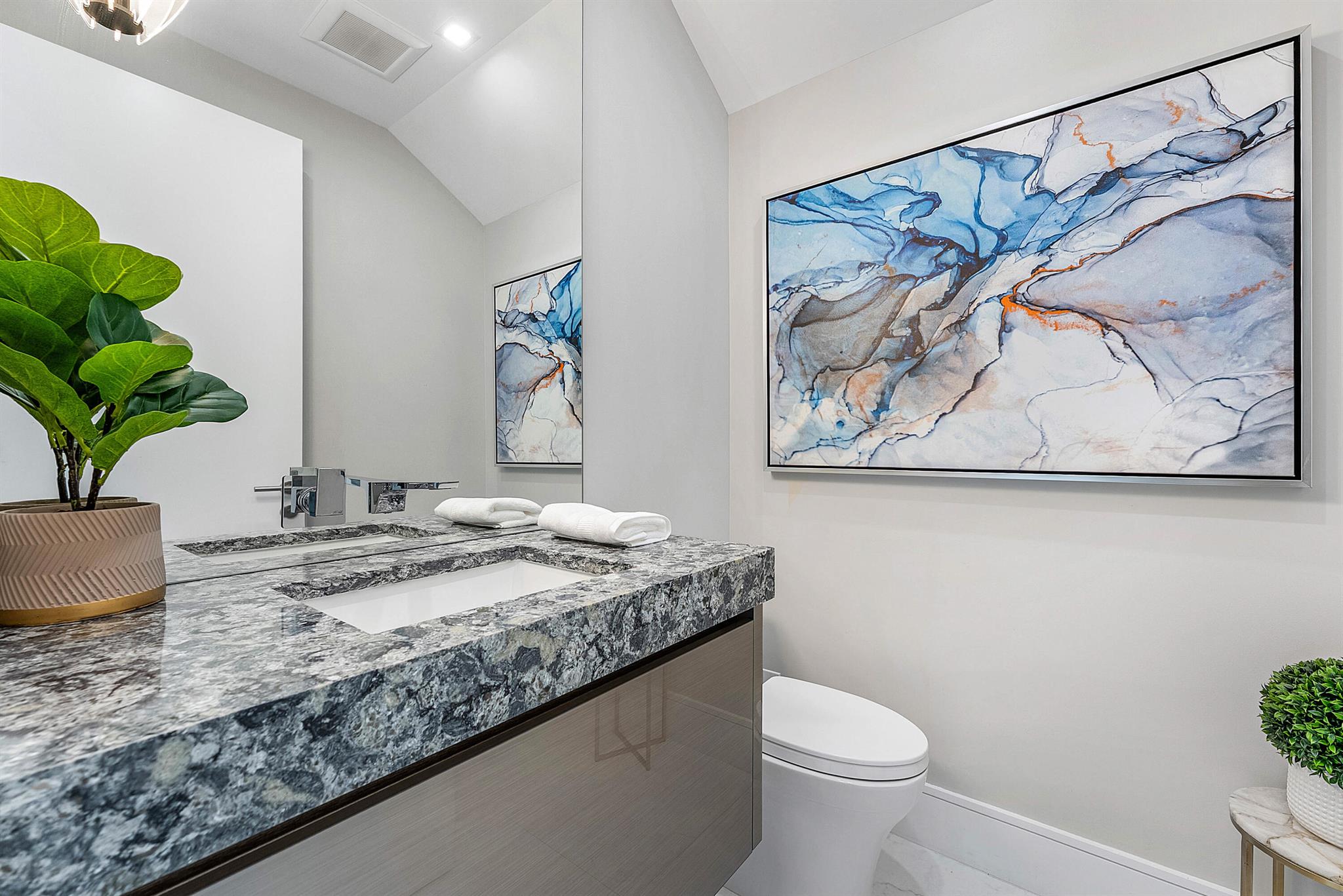 ROYAL PALM YACHT & COUNTR - Residential