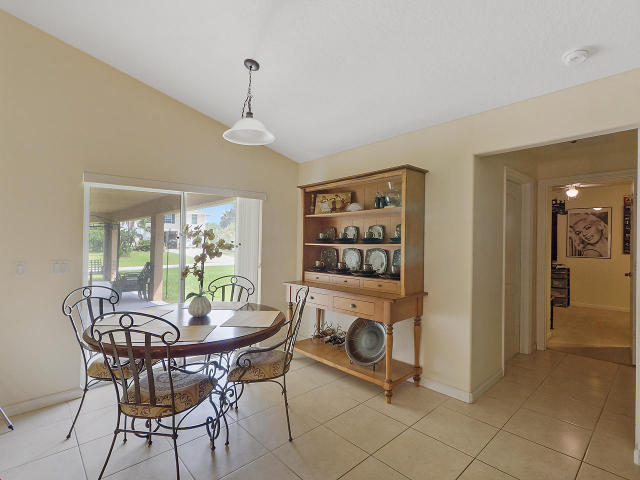 PORT ST LUCIE SECTION 35 - Residential Lease