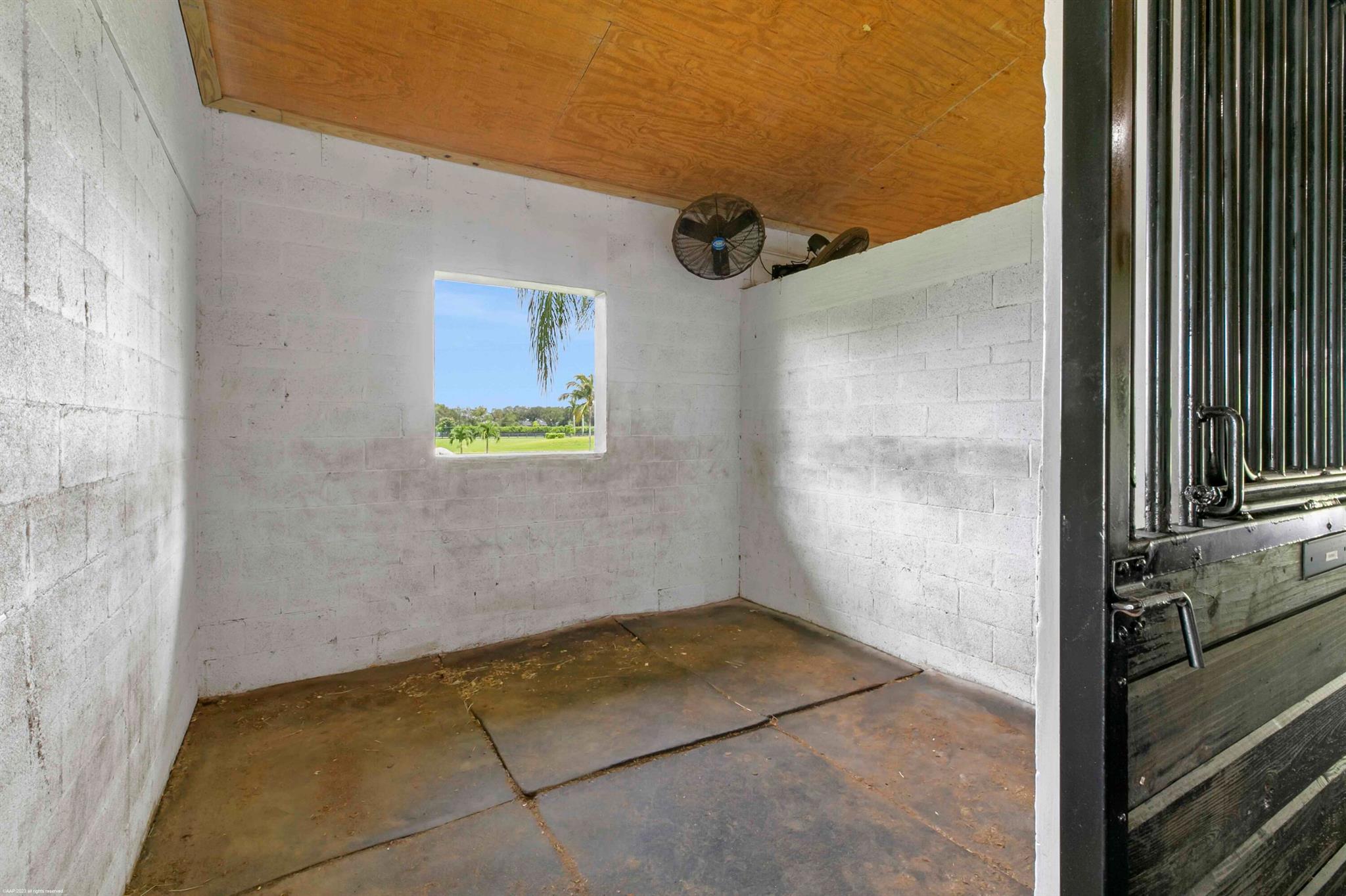 Palm Beach Point Sunglade - Residential