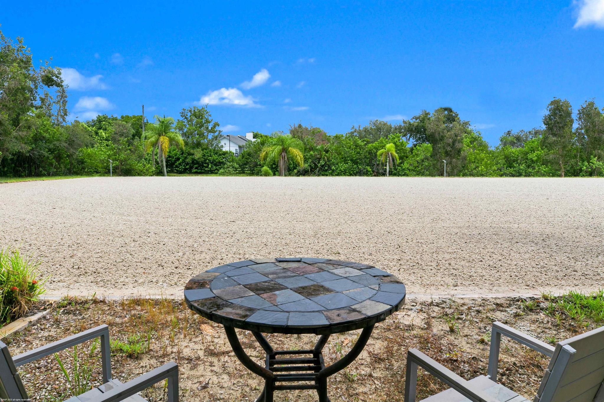 Palm Beach Point Sunglade - Residential