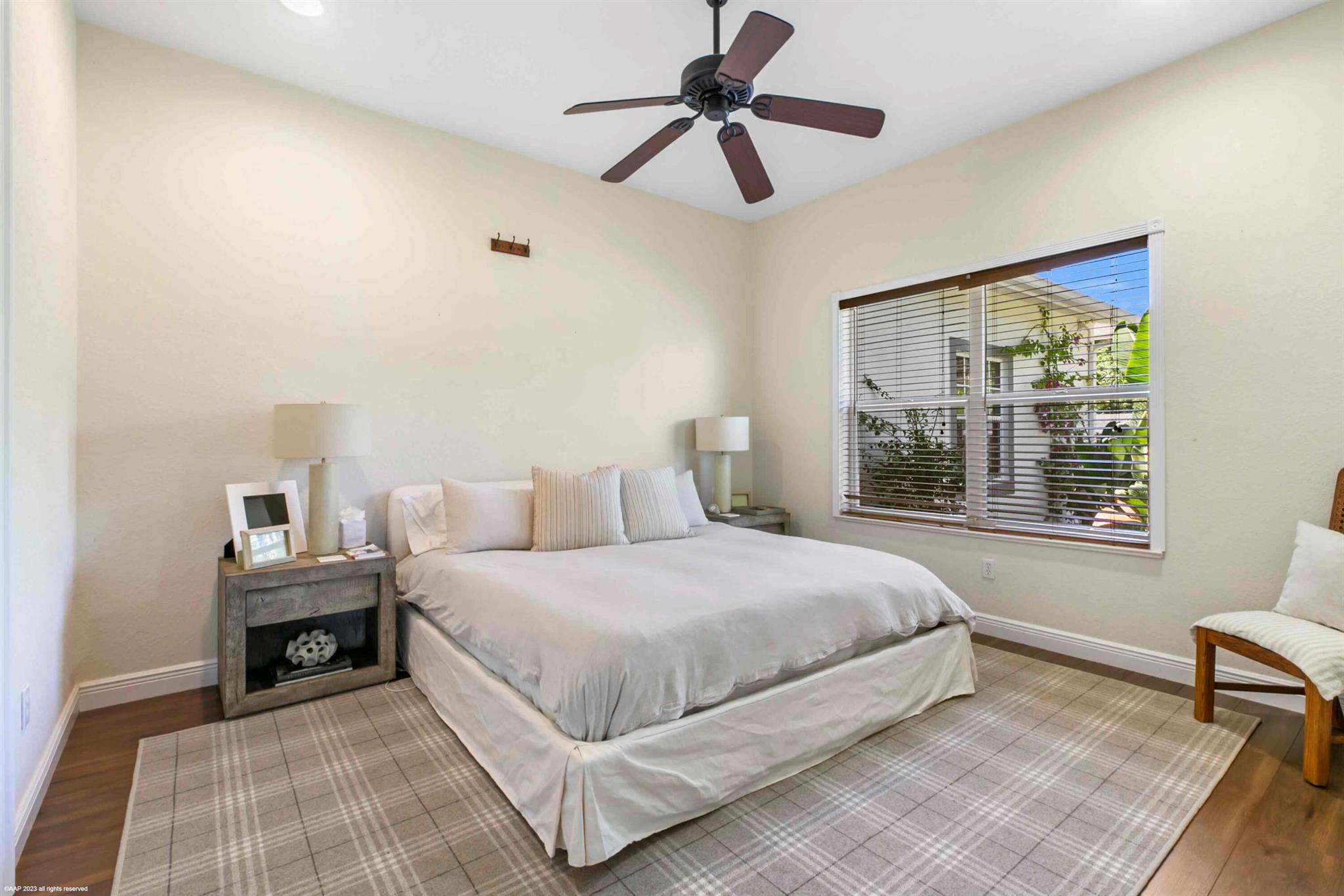 Palm Beach Point Sunglade - Residential