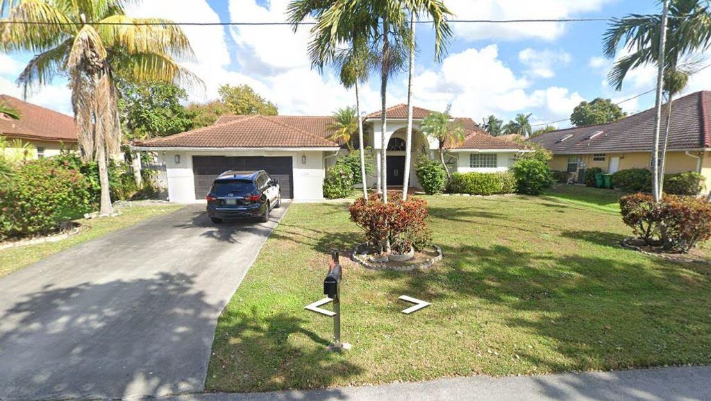 Photo of 11241 NW 22nd Street, Plantation, FL 33323 (MLS # B26017379)
