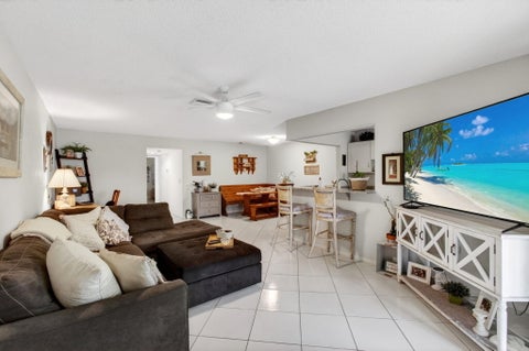Tiny photo for 5050 Nesting Way #B, Delray Beach, FL 33484 (MLS # B26020214)
