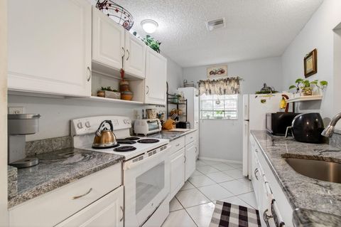 Tiny photo for 5050 Nesting Way #B, Delray Beach, FL 33484 (MLS # B26020214)