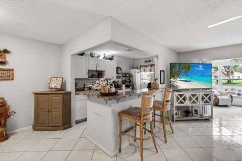 Tiny photo for 5050 Nesting Way #B, Delray Beach, FL 33484 (MLS # B26020214)