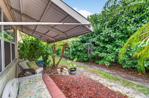 Tiny photo for 5050 Nesting Way #B, Delray Beach, FL 33484 (MLS # B26020214)