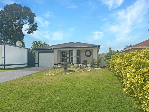 3946 A Street Palm Springs FL 33461