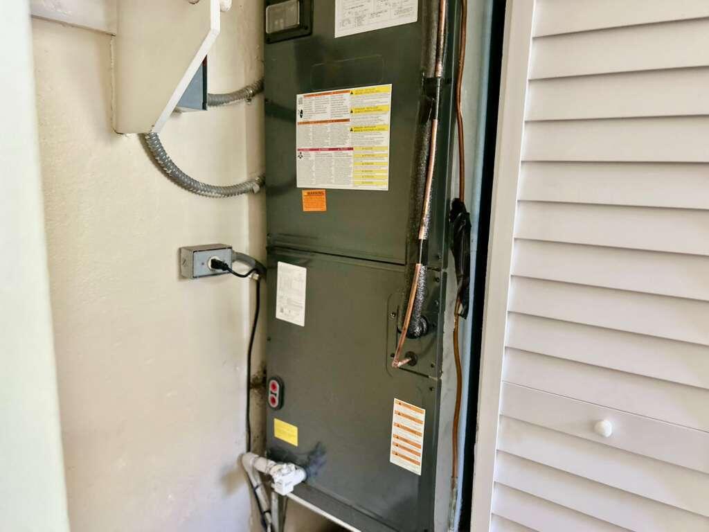 PALM SPRINGS VILLAGE 8 - Residential