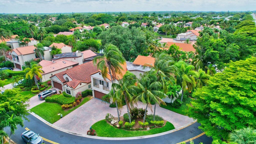 Photo of 23319 Mirabella Circle N, Boca Raton, FL 33433 (MLS # R11086015)