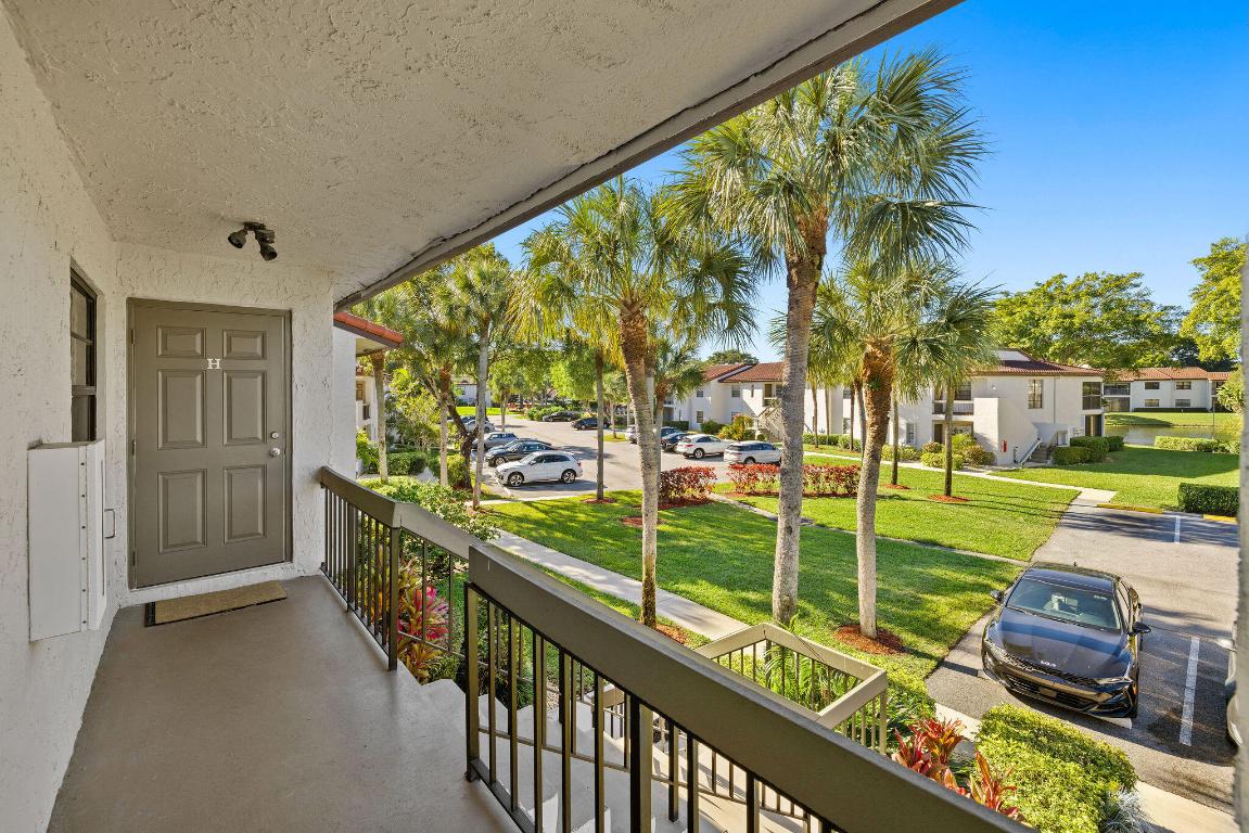 Boca Lago - Residential